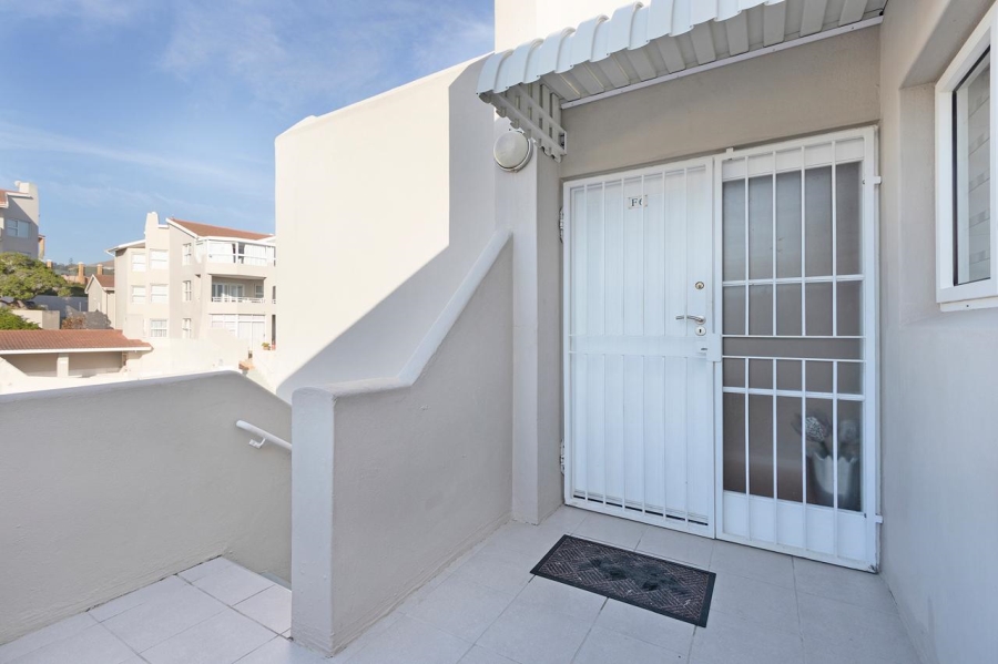 To Let 3 Bedroom Property for Rent in Van Riebeeckstrand Western Cape